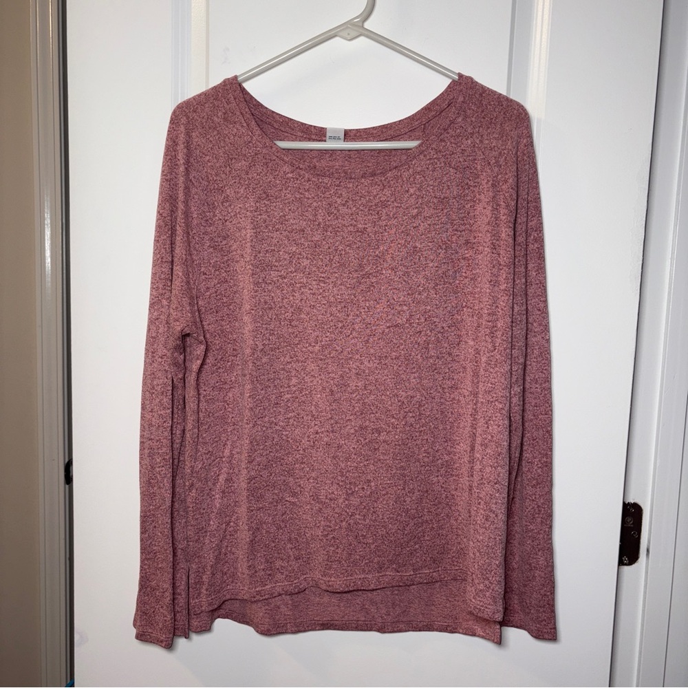 Women’s Old Navy Women's Long Sleeve Crewneck Top in Rose Heather Size: M